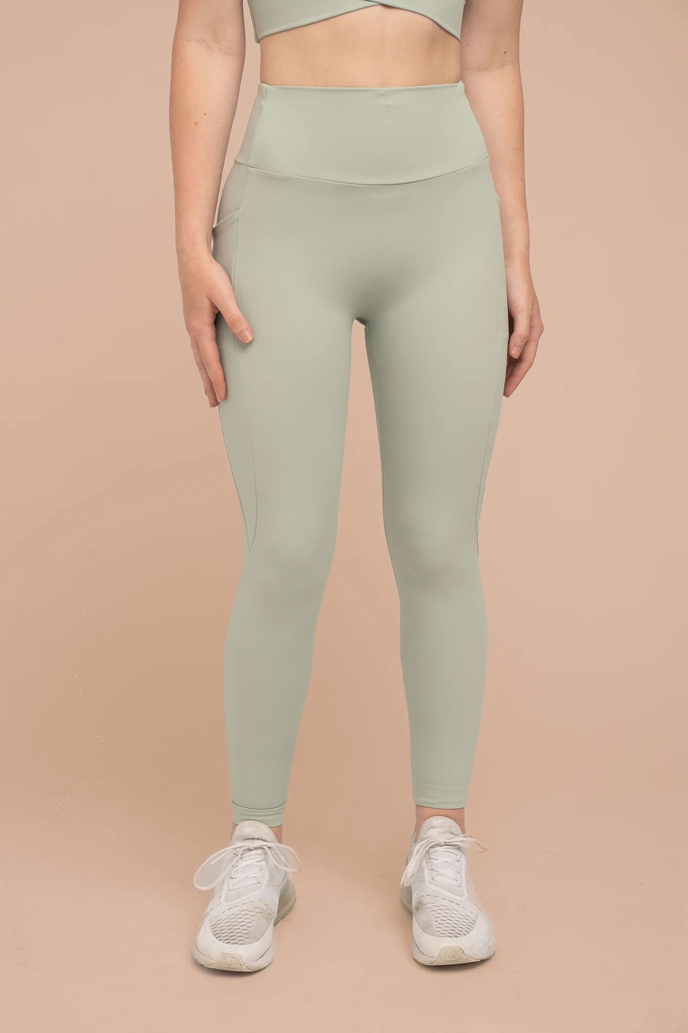 Compressive High-Rise Legging with Pockets - Pistachio