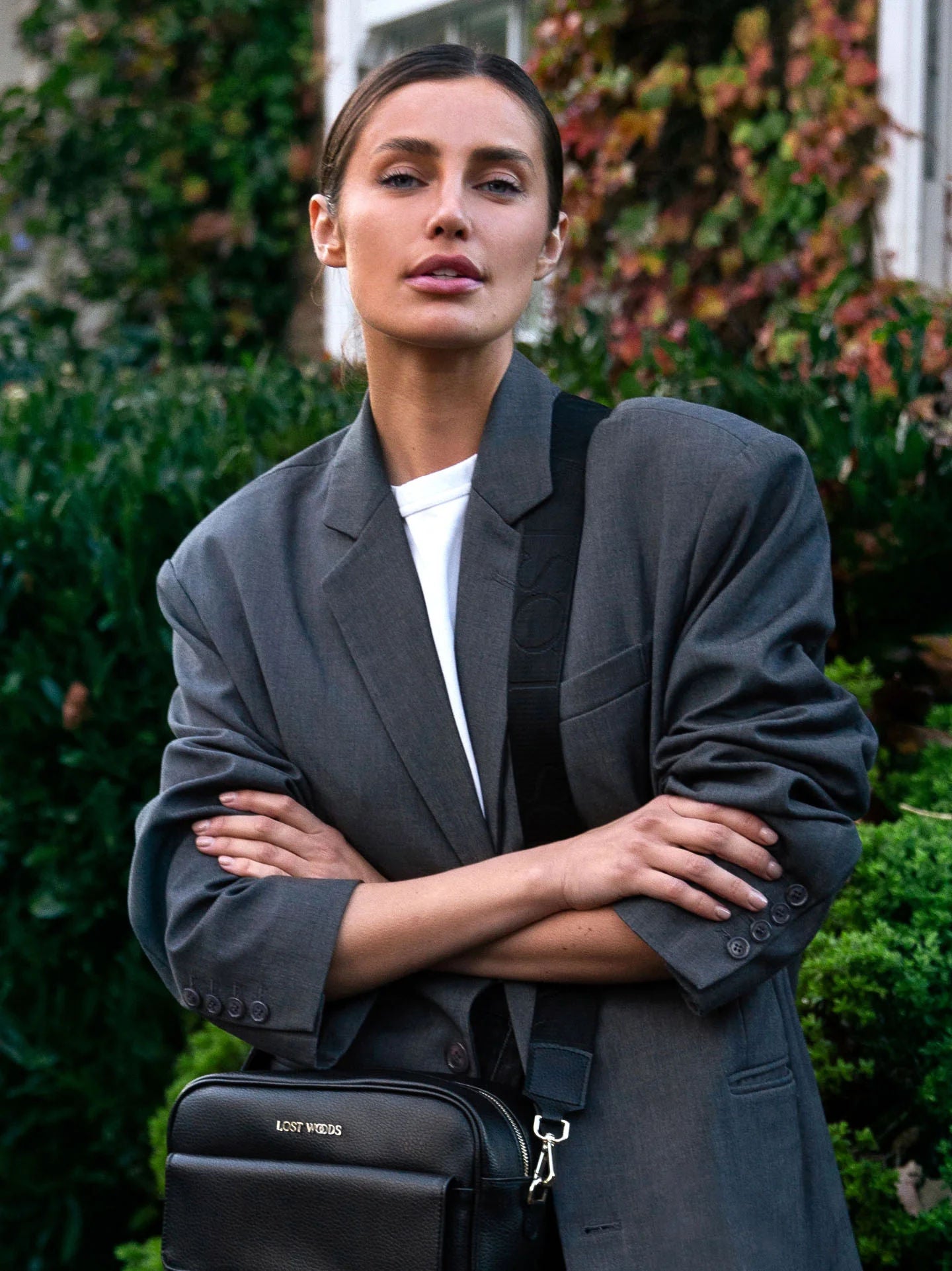 Black bag with thick strap Clearance